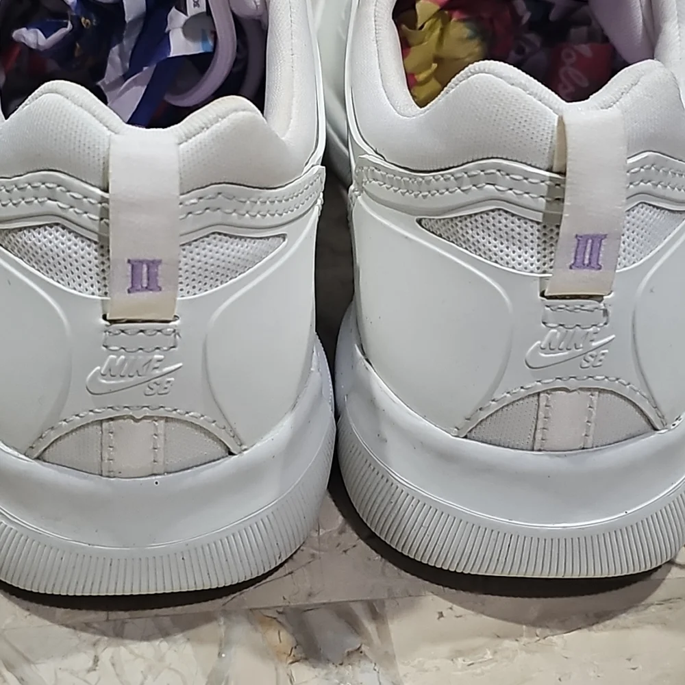 Nike Nyjah Free 2 SB‎ Summit White Lilac Skate Shoes BV2078-108 Youth Size 5, 37 - Picture 5 of 9